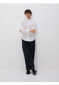 Reserved - Bawełniana koszula slim fit - biały. Kolor: biały. Materiał: bawełna
