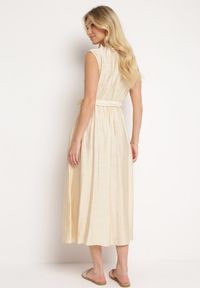 Born2be - Beżowa Rozkloszowana Sukienka z Wiskozą Kopertowym Dekoltem i Materiałowym Paskiem w Talii Jenvia. Okazja: na spacer. Typ kołnierza: dekolt kopertowy. Kolor: beżowy. Materiał: materiał, wiskoza. Sezon: lato. Typ sukienki: kopertowe. Styl: klasyczny #4