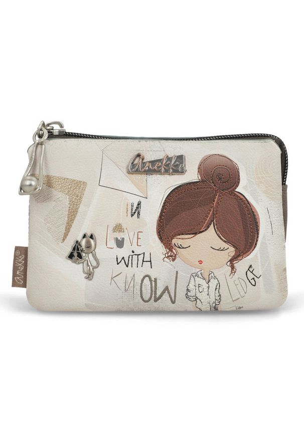 Portfel damski Anekke, z ozdobnym nadrukiem i metalowym logo zapinana na suwak z dekoracyjną zawieszką kompaktowa i praktyczna, beżowa, 42809-015. Kolor: beżowy. Wzór: nadruk