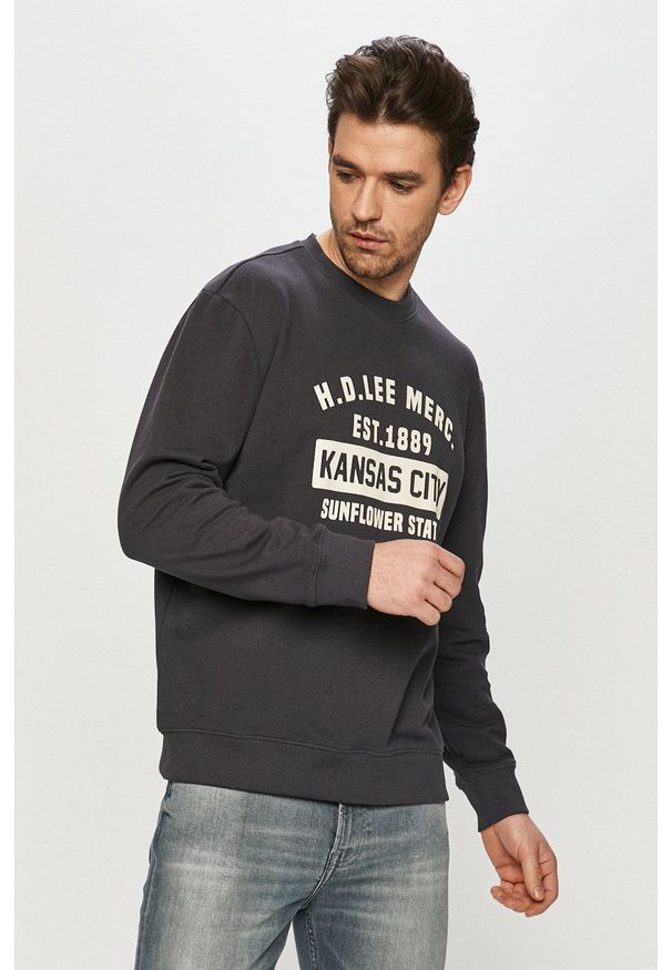 Lee - Bluza bawełniana. Okazja: na co dzień. Kolor: niebieski. Materiał: bawełna. Wzór: nadruk. Styl: casual
