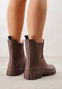 Born2be - Brązowe Kalosze o Fasonie Sztybletów z Antypoślizgową Podeszwą Uemaeno. Okazja: na co dzień. Kolor: brązowy. Materiał: jeans. Styl: casual, klasyczny #2