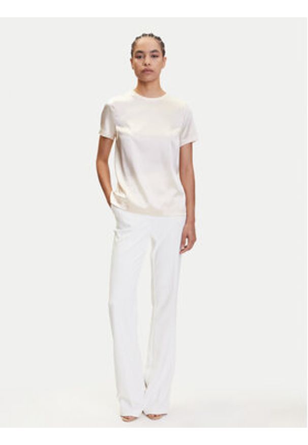 Marciano Guess Bluzka 4YGH07 7117A Écru Regular Fit. Kolor: kremowy. Materiał: jedwab