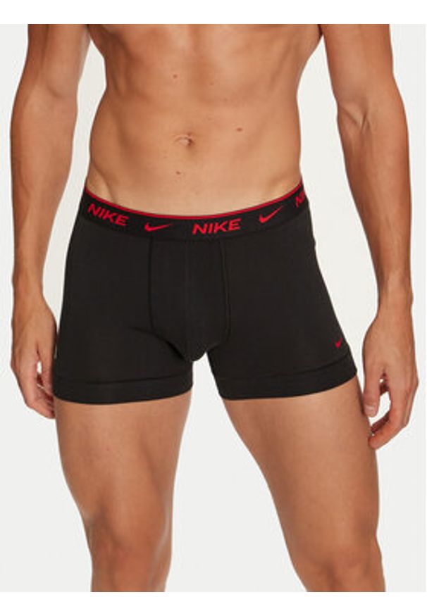 Nike Komplet 3 par bokserek Trunk 0000KE1008 Kolorowy. Materiał: bawełna. Wzór: kolorowy
