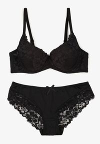 Born2be - Czarny Komplet Biustonosz i Majtki Typu Figi Ozdobiony Koronką Ezivane. Kolor: czarny. Materiał: koronka. Wzór: aplikacja, koronka #5