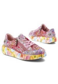 Sneakersy damskie Laura Vita, podwyższona podeszwa z wielokolorowym wzorem na obwodzie oraz perforowane panele na cholewce, różowe, 57 SL26803-57B. Okazja: na co dzień, do pracy, na spacer. Zapięcie: zamek. Kolor: różowy. Szerokość cholewki: normalna. Wzór: kolorowy, aplikacja, kwiaty. Sezon: wiosna, lato. Styl: casual, elegancki #8