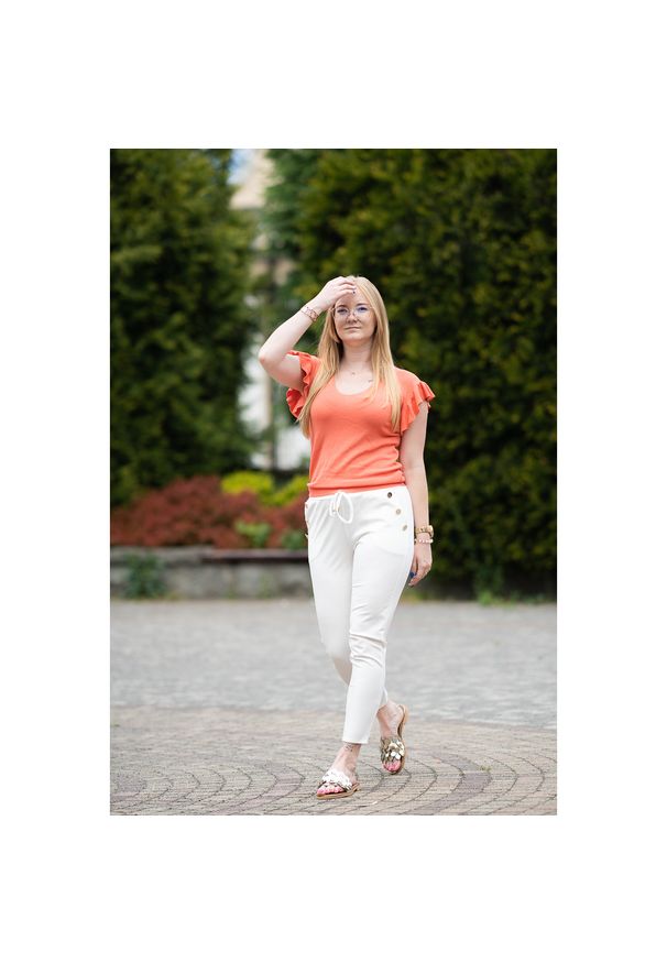 Złote Klapki Armodo Modne Obuwie Damskie. Okazja: na co dzień. Kolor: złoty. Materiał: skóra. Wzór: kwiaty, aplikacja. Sezon: lato. Styl: casual, elegancki