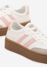 Born2be - Biało-Różowe Sneakersy w Stylu Tenisówek z Paskami Nilomira. Okazja: na co dzień. Zapięcie: pasek. Kolor: biały. Materiał: jeans #3
