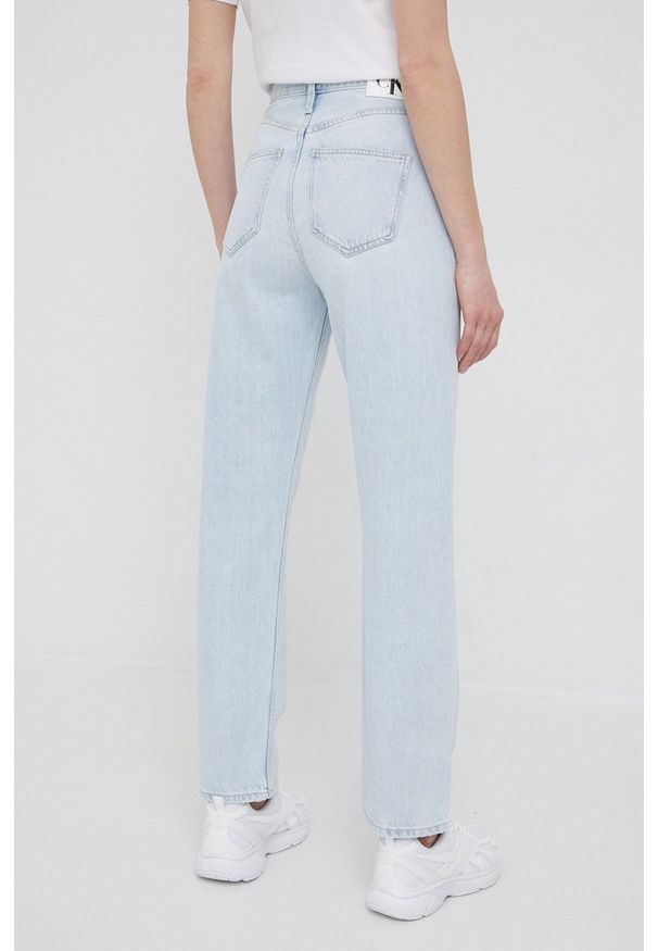 Calvin Klein Jeans jeansy damskie high waist. Stan: podwyższony. Kolor: niebieski