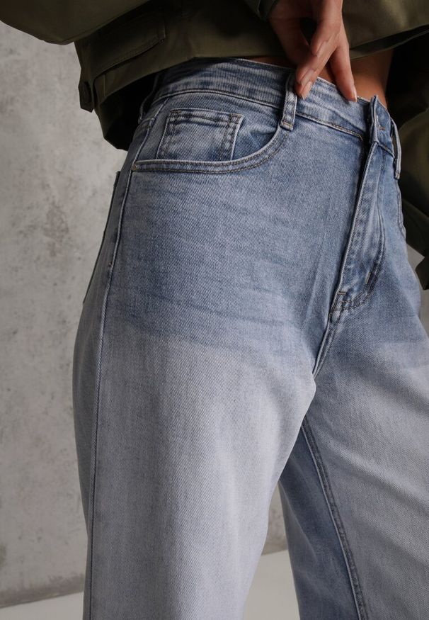 Renee - Niebieskie Jeansy Szerokie z Wytarciami High Waist Calale. Stan: podwyższony. Kolor: niebieski