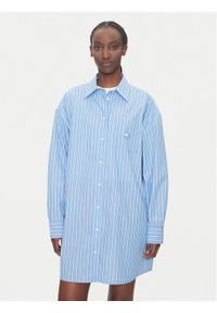 Tommy Jeans Sukienka koszulowa DW0DW21122 Niebieski Relaxed Fit. Kolor: niebieski. Materiał: bawełna. Typ sukienki: koszulowe #1