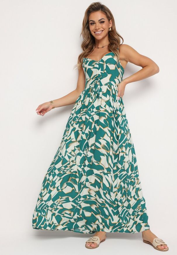 Born2be - Zielona Taliowana Sukienka z Wiskozy na Ramiączkach Xenelsea. Typ kołnierza: dekolt w kształcie V. Kolor: zielony. Materiał: wiskoza. Długość rękawa: na ramiączkach. Typ sukienki: dopasowane. Styl: elegancki, klasyczny