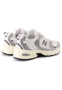 Buty unisex New Balance U530ESA – srebrne. Kolor: srebrny. Materiał: materiał, syntetyk. Szerokość cholewki: normalna. Sezon: lato. Sport: turystyka piesza #4