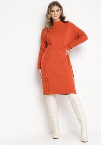 Born2be - Pomarańczowa Sukienka Mini ze Sweterkowego Materiału z Półgolfem Ściągana Sznurkiem Docaliva. Kolor: pomarańczowy. Materiał: materiał. Długość: mini #4