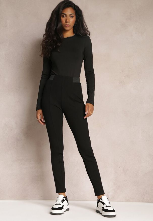 Renee - Czarne Spodnie High Waist z Gumką w Pasie Magoda. Stan: podwyższony. Kolor: czarny. Materiał: tkanina, dzianina. Wzór: gładki. Styl: klasyczny