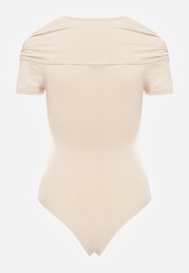 Born2be - Beżowe Body z Hiszpańskim Dekoltem i Ozdobnym Węzłem Tempella. Kolor: beżowy. Długość rękawa: krótki rękaw. Długość: krótkie. Sezon: wiosna, lato