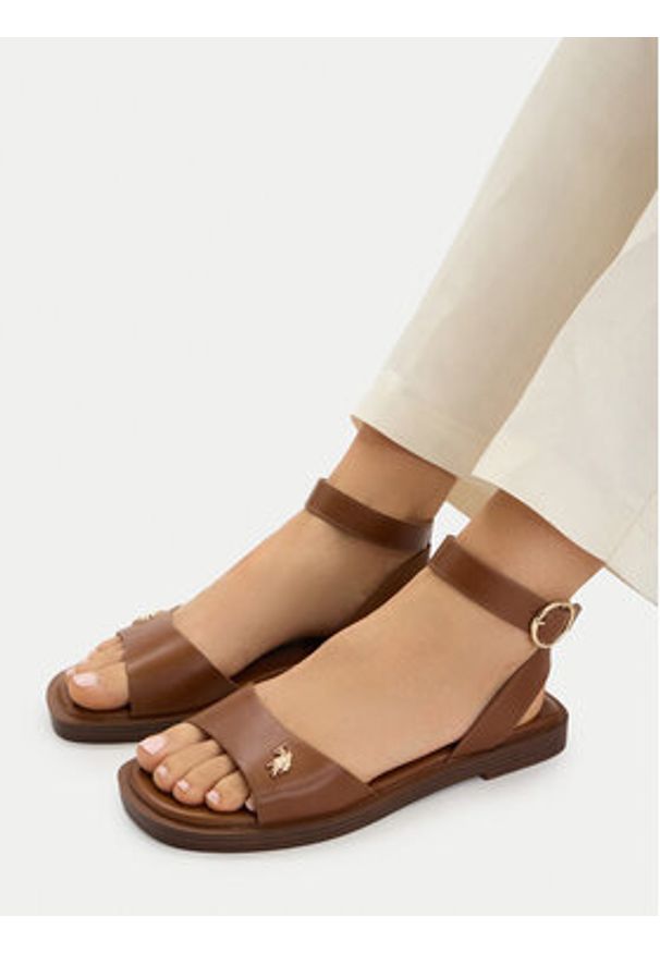 U.S. Polo Assn. Sandały EO-MARINA001W/6Y1 Brązowy. Kolor: brązowy. Materiał: skóra