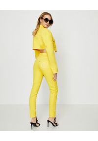 Balmain - BALMAIN - Krótka jeansowa kurtka. Kolor: żółty. Materiał: jeans. Długość rękawa: długi rękaw. Długość: krótkie. Sezon: lato #6