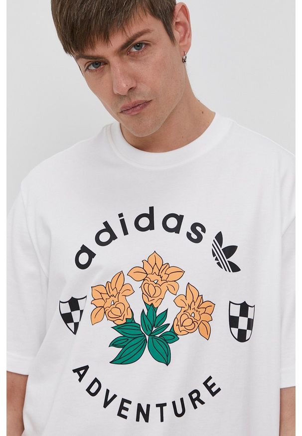 adidas Originals - T-shirt. Okazja: na co dzień. Kolor: biały. Wzór: nadruk. Styl: casual