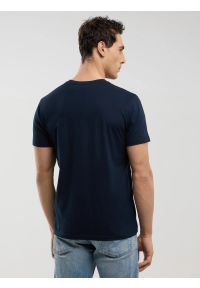 Big-Star - Koszulka męska z nadrukiem granatowa Sterir 403. Okazja: na co dzień. Kolor: niebieski. Materiał: bawełna, jeans. Wzór: nadruk. Styl: casual #4