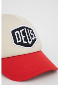 Deus Ex Machina czapka z aplikacją. Wzór: aplikacja