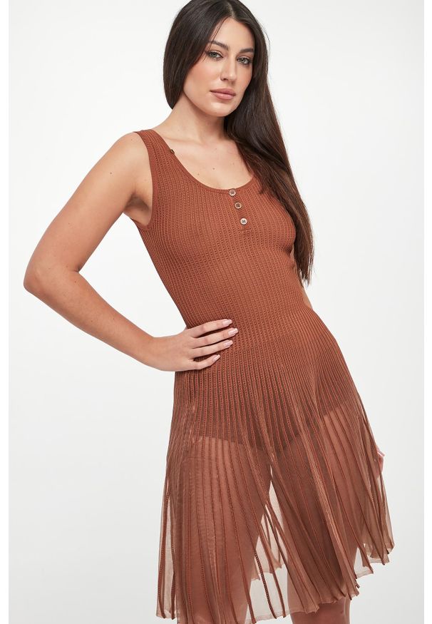 Elisabetta Franchi - Sukienka z ażurowej dziany ELISABETTA FRANCHI. Wzór: ażurowy