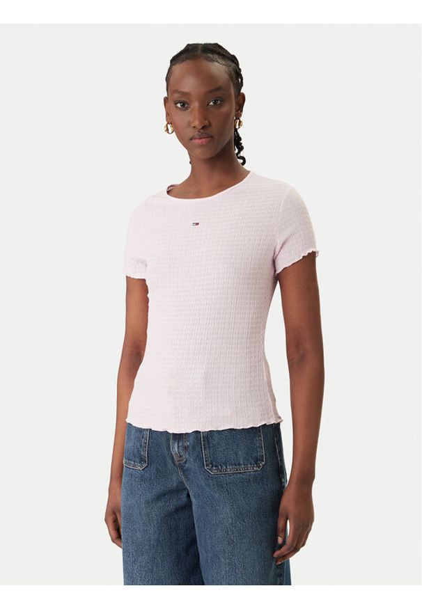 Tommy Jeans T-Shirt Smock Seersucker DW0DW22219 Różowy Slim Fit. Kolor: różowy. Materiał: syntetyk