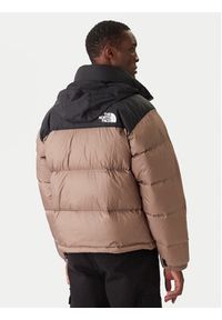 The North Face Kurtka puchowa 1996 Retro Nuptse NF0A3C8D Brązowy Loose Fit. Kolor: brązowy. Materiał: syntetyk. Styl: retro #5