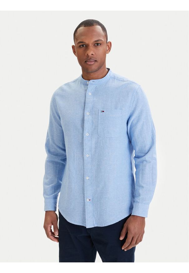Tommy Jeans Koszula DM0DM22756 Błękitny Regular Fit. Kolor: niebieski. Materiał: bawełna, len
