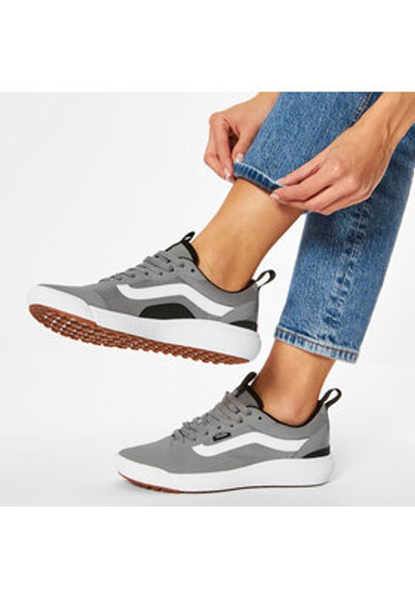 Vans Sneakersy Ultrarange Exo VN0A4U1K6KA1 Szary. Kolor: szary. Materiał: materiał
