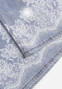 Born2be - Niebieskie Szerokie Jeansy z Ozdobnym Boho Nadrukiem na Nogawkach Asoochis. Okazja: na co dzień. Kolor: niebieski. Wzór: nadruk. Sezon: lato. Styl: boho #4