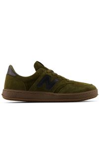 Buty unisex New Balance CT500TRA - zielone. Okazja: na co dzień. Kolor: zielony. Materiał: nubuk, syntetyk, materiał, guma. Szerokość cholewki: normalna. Sport: tenis