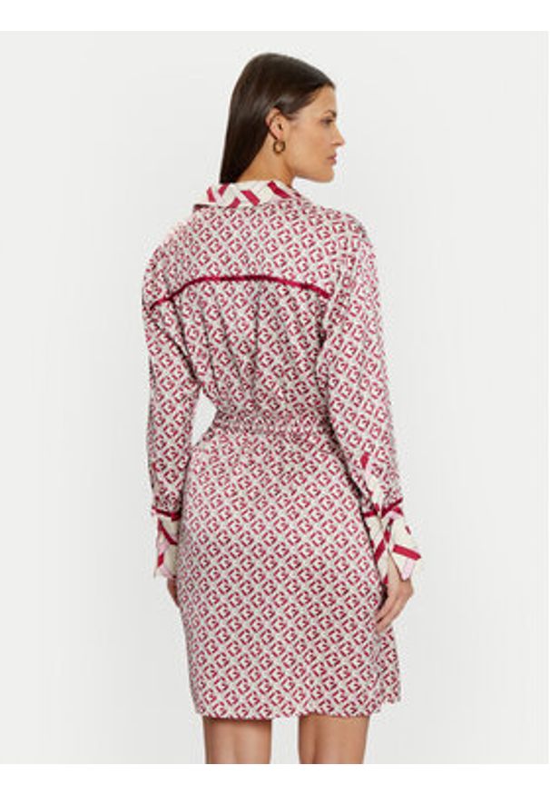 Guess Sukienka koszulowa W5RK40 WF1T2 Różowy Regular Fit. Kolor: różowy. Materiał: syntetyk. Typ sukienki: koszulowe