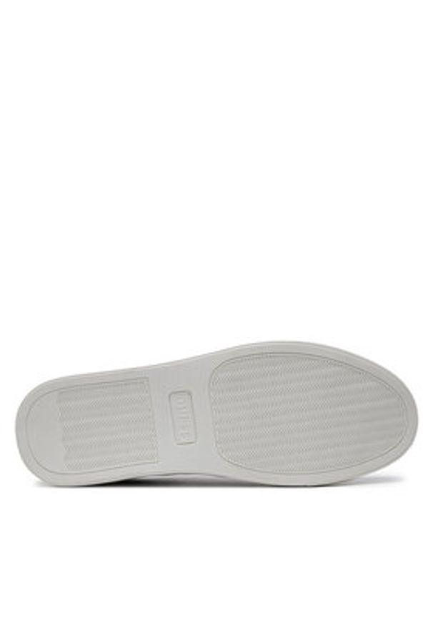 Guess Sneakersy FMTTOI ELE12 Czarny. Kolor: czarny. Materiał: skóra
