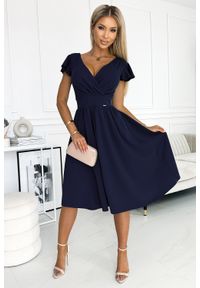 Numoco - Granatowa Rozkloszowana Sukienka Lekko Elastyczna. Kolor: niebieski. Materiał: poliester, elastan #1