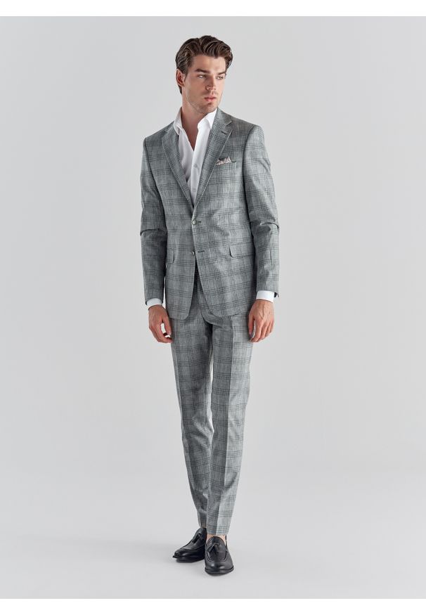 Pako Lorente - PAKO LORENTE – Szare spodnie garniturowe P21WF-6G-070-S. Okazja: na komunię. Kolor: szary. Wzór: kratka. Sezon: lato. Styl: elegancki