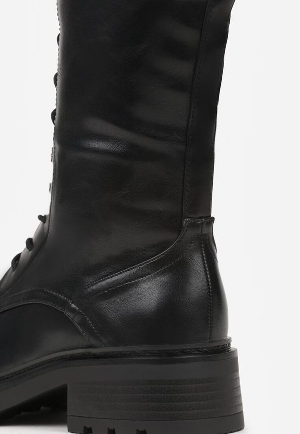 Renee - Czarne Kozaki Typu Workery Rhaethe. Okazja: na co dzień. Kolor: czarny. Styl: casual