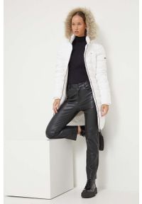Tommy Jeans kurtka puchowa damska kolor biały zimowa. Kolor: biały. Materiał: puch. Sezon: zima #7