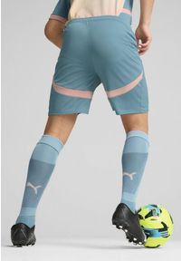 Puma - Krótki Manchester City 2024/25. Kolor: różowy, niebieski, wielokolorowy. Długość: krótkie. Sport: piłka nożna