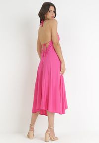 Born2be - Ciemnoróżowa Sukienka Wiązana na Szyi z Wiskozy Ellaze. Kolor: różowy. Materiał: wiskoza. Typ sukienki: rozkloszowane. Styl: wakacyjny #2