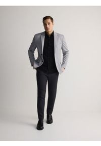 Reserved - Marynarka slim fit - jasnoszary. Kolor: szary. Materiał: dzianina, wiskoza #1