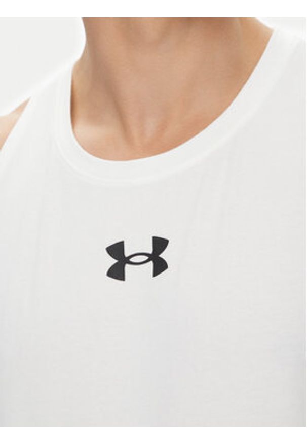 Under Armour Tank top Zone 1361901 Biały Loose Fit. Kolor: biały. Materiał: syntetyk, bawełna
