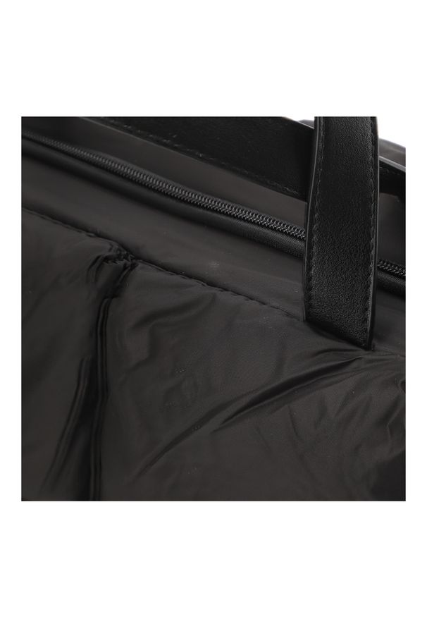 Big-Star - Czarna Torebka Big Star Stylowa Puchowa Shopperka Damska. Kolor: czarny. Materiał: pikowane. Styl: elegancki. Rodzaj torebki: na ramię