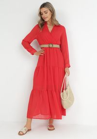Born2be - Czerwona Sukienka z Kopertowym Dekoltem i Plecionym Paskiem Dirmi. Kolor: czerwony. Materiał: materiał. Typ sukienki: kopertowe #4