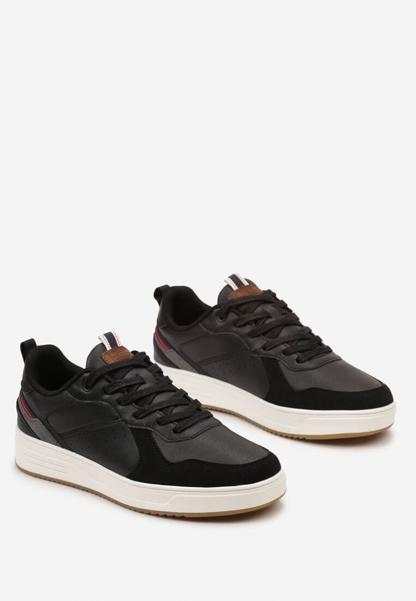 Born2be - Czarno-Szare Buty Sportowe Sneakersy z Perforacją z Boku Baxlita. Kolor: czarny