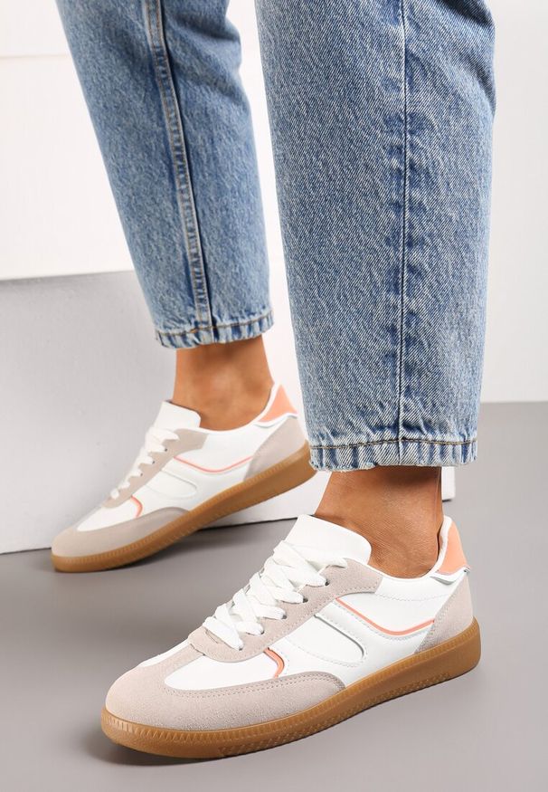 Born2be - Ciemnobeżowe Sneakersy z Krótką Cholewka z Przeszyciami Wilnlow. Kolor: beżowy. Szerokość cholewki: normalna. Sezon: lato