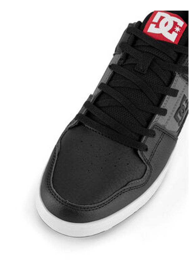 DC Sneakersy CURE ADYS400073-BLG Czarny. Kolor: czarny. Materiał: skóra