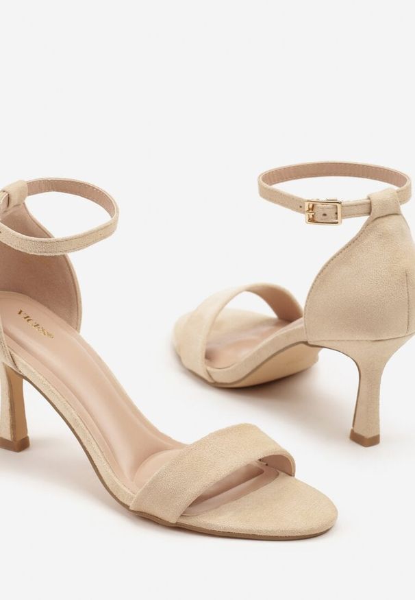 Born2be - Beżowe Klasyczne Sandały Vices na Szpilce Galenisse. Okazja: na co dzień. Zapięcie: pasek. Kolor: beżowy. Materiał: jeans. Obcas: na szpilce. Styl: klasyczny. Wysokość obcasa: średni