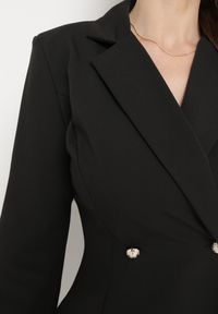 Born2be - Czarna Rozkloszowana Sukienka Mini z Kopertową Górą i Plisami na Dole Lontasa. Kolor: czarny. Typ sukienki: kopertowe. Styl: elegancki. Długość: mini #4