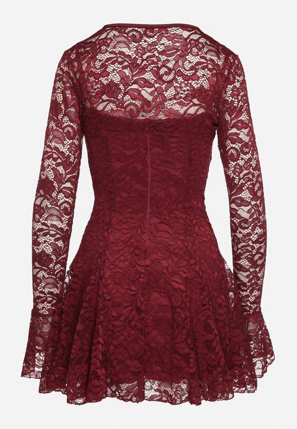 Born2be - Bordowa Rozkloszowana Sukienka Koktajlowa z Koronką i Bolerkiem Eyrfedi. Okazja: na wesele, na randkę, na ślub cywilny. Kolor: czerwony. Materiał: koronka. Długość rękawa: na ramiączkach. Wzór: koronka. Styl: wizytowy