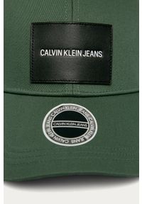 Calvin Klein Jeans - Czapka. Kolor: zielony. Materiał: tkanina, bawełna. Wzór: gładki #4